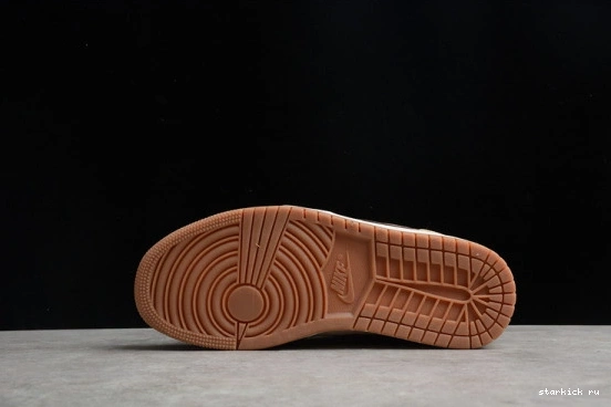 Mid Mauve SE DO7440-821 Dark Smoky (W) 1 DO7440-821 Jordan Pony  0316